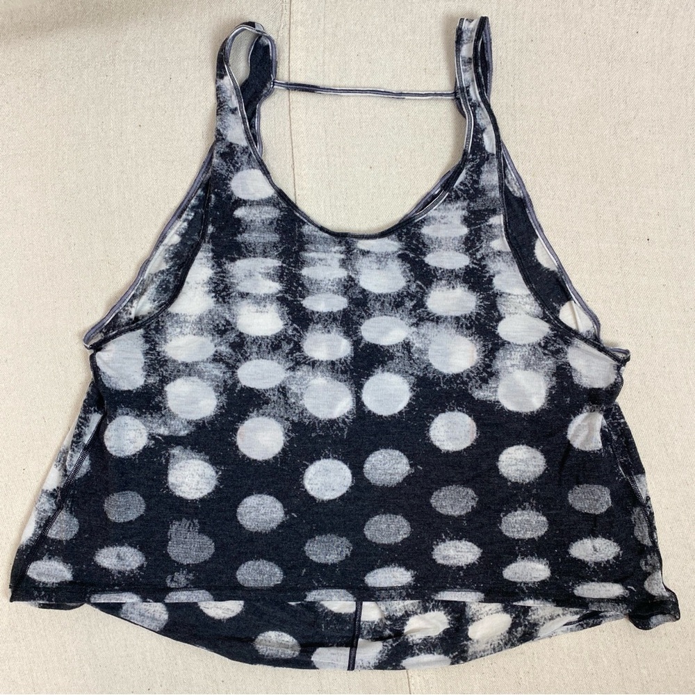 Lululemon wandering yogi tank